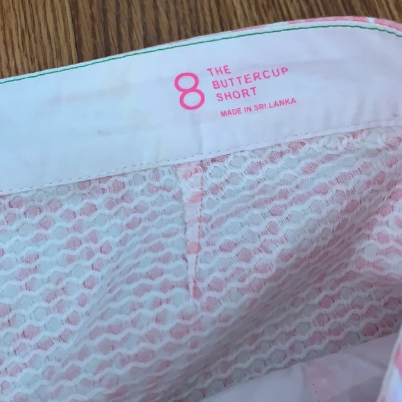 Beautiful Pink Lilly Pulitzer Buttercup shorts , like new 🌸💕. So Comfortable! - Picture 2 of 2
